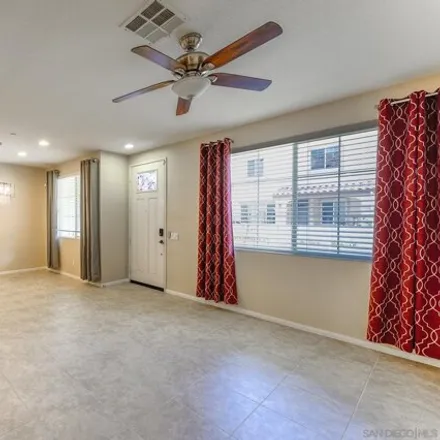 Image 4 - 1660 Avenida Aviare, Chula Vista, CA 91913, USA - Townhouse for sale