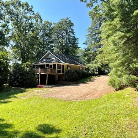 Image 2 - 427 South Peachtree Street, Liberty, Pickens County, SC 29657, USA - House for sale