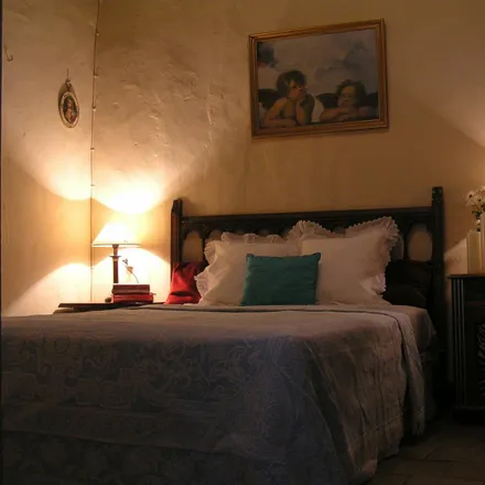 Rent this 4 bed room on Carrer de Císcar in 23, 46005 Valencia