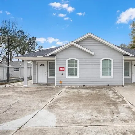 Rent this 3 bed house on First Elizabeth Baptist Church in Mallow Street, Houston