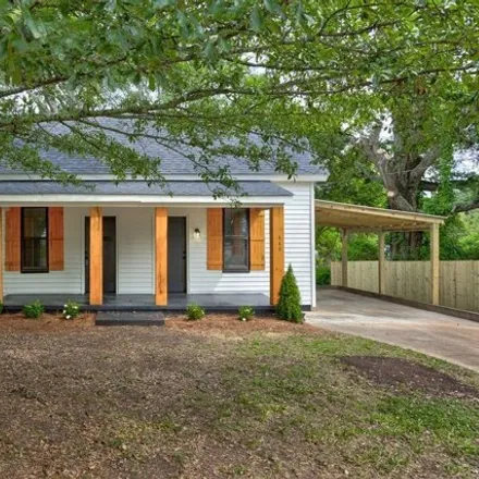 Buy this 2 bed house on 449 Cedar St in Social Circle, Georgia