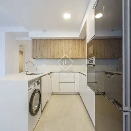 Rent this 2 bed apartment on Hernán Cortés - Ciril Amorós in Carrer d'Hernán Cortés, 46004 Valencia