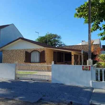 Image 2 - Rua Abel da Costa Flores, Albatroz, Matinhos - PR, Brazil - House for sale