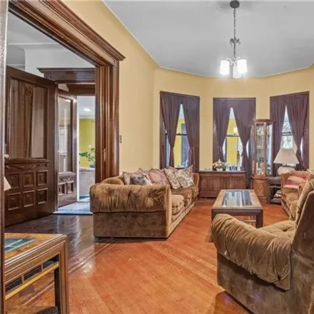 Image 4 - 2754 Bedford Avenue, New York, NY 11210, USA - House for sale