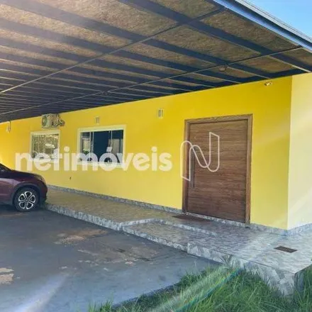 Buy this 2 bed house on Vargem Bonita in Estrada Parque Indústria e Abastecimento, Park Way Quadra 08