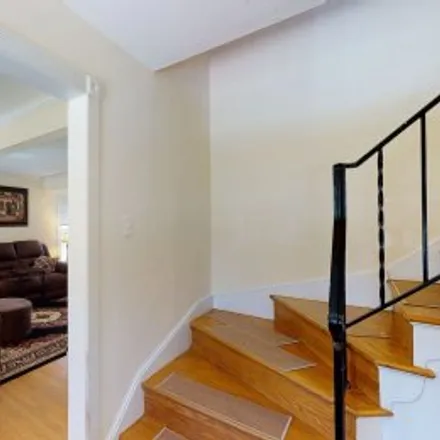 Buy this 6 bed apartment on 2214 Creek Drive