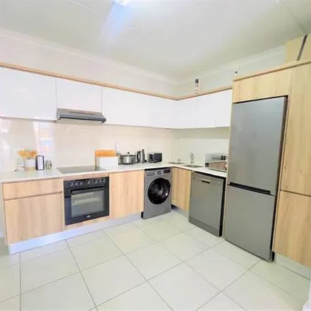 Image 2 - Bush Road, Tshwane Ward 85, Gauteng, 0167, South Africa - Apartment for rent