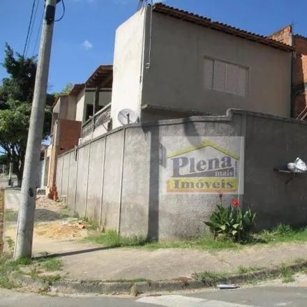 Buy this 4 bed house on Rua Nice Maria Consulin dos Reis in Maria Antônia, Sumaré - SP