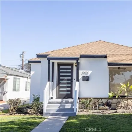 Image 3 - 3532 12th Avenue, Los Angeles, CA 90018, USA - House for sale