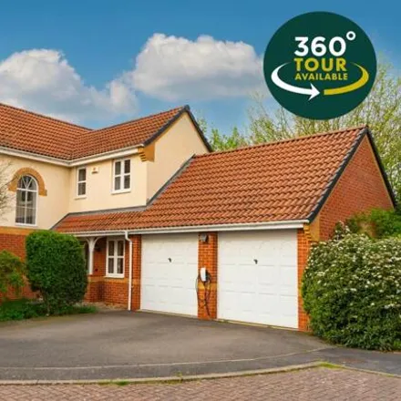Buy this 4 bed house on Willow Herb Close in Oadby, LE2 4QG