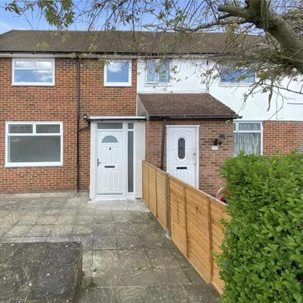 Buy this 3 bed house on 2 Radfield Way in London, DA15 8EB