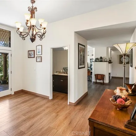 Image 5 - 10055 Wystone Avenue, Los Angeles, CA 91324, USA - House for sale