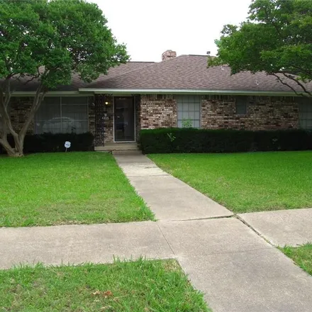 Rent this 4 bed house on 2306 Longridge Road in Garland, TX 75040