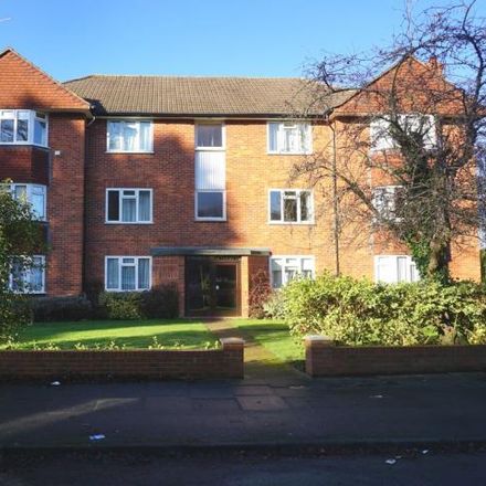 Rent this 2 bed apartment on Lovelace Road in London, KT6 6RX