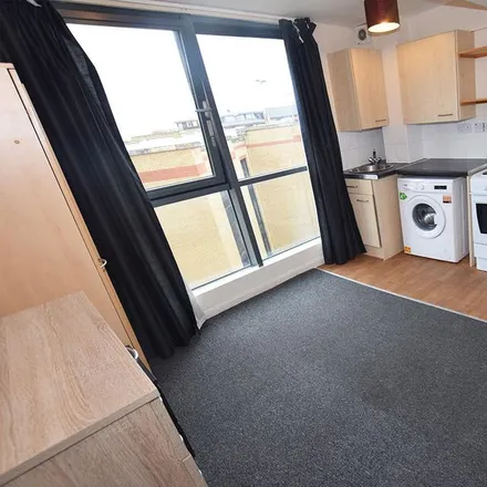 Rent this studio apartment on Mede House in Salisbury Street, Bedford Place