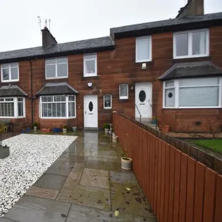 Buy this 3 bed townhouse on Merryton Avenue in Giffnock, G46 6DY
