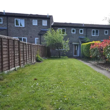 Image 3 - Pipers Close, Haverhill, CB9 0LP, United Kingdom - Townhouse for rent