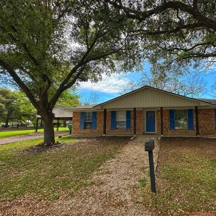 Buy this 3 bed house on 152 South Panama Street in Madisonville, TX 77864