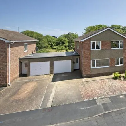 Buy this 4 bed house on Vicarage Gardens in Dawlish, EX7 9BY