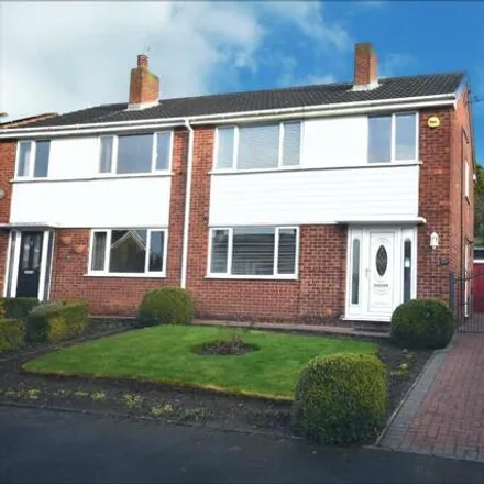 Buy this 3 bed duplex on Langtree Avenue in Chesterfield, S41 9HW