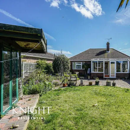 Image 2 - Lucy Close, Eight Ash Green, CO3 0WL, United Kingdom - House for sale