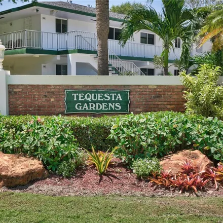 Buy this 2 bed condo on 6 Garden Street in Tequesta, Palm Beach County
