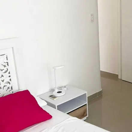 Rent this 2 bed apartment on Iglesia Pentecostal Unida de Colombia in Calle 28, Manga