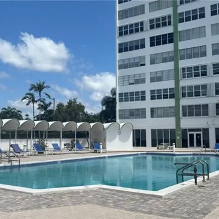 Image 8 - 2050 Canal Drive, San Souci Estates, North Miami, FL 33181, USA - Condo for sale