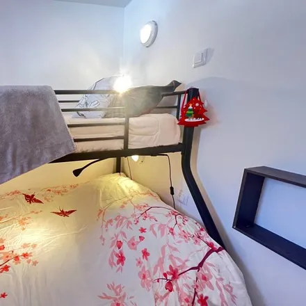 Rent this 1 bed apartment on La Salle-les-Alpes in Rue de la Guisane, 05240 La Salle-les-Alpes