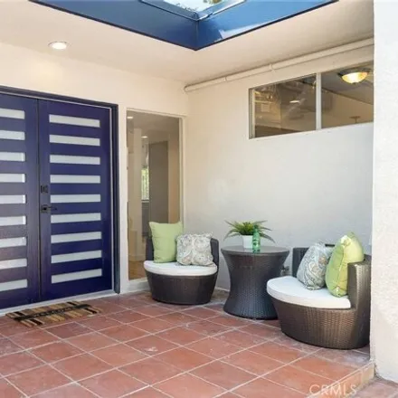 Image 3 - 4765 El Caballero Drive, Los Angeles, CA 91356, USA - House for sale