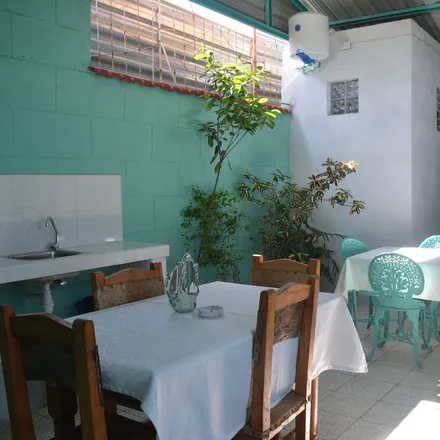 Image 2 - Cienfuegos, Playa Alegre, CIENFUEGOS, CU - House for rent