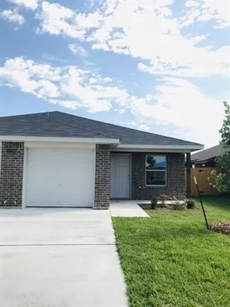 Rent this 3 bed house on Amelia Earhart Boulevard in Killeen, TX 76543