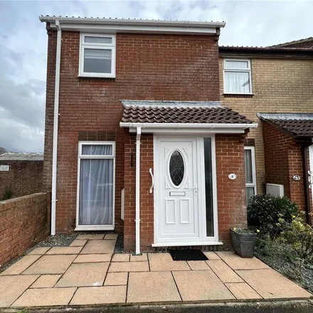 Rent this 2 bed house on 2 Vincent Close in New Milton, BH25 6RL