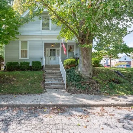Buy this 3 bed house on 500 South Wayne Street in Danville, Hendricks County