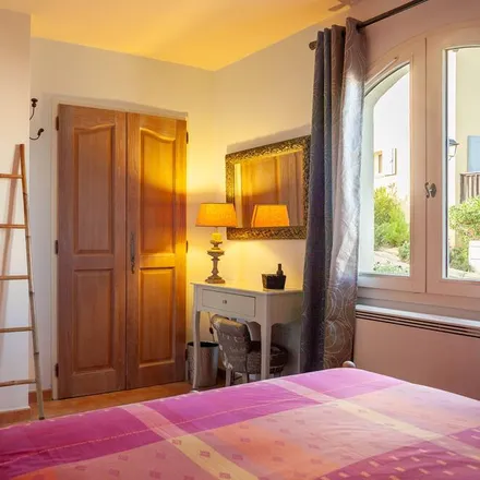 Rent this 2 bed house on Piste La Roque d’Anthéron / Mallemort in 13370 Mallemort, France