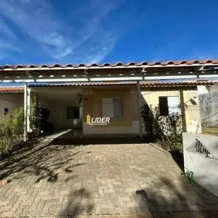 Buy this 3 bed house on Rua Euclides Ferreira Tavares in Jardim California, Uberlândia - MG