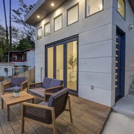 Image 4 - 3844 Glenalbyn Drive, Los Angeles, CA 90065, USA - House for sale
