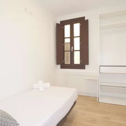Image 3 - Zara, Carrer de Pelai, 08001 Barcelona, Spain - Apartment for rent