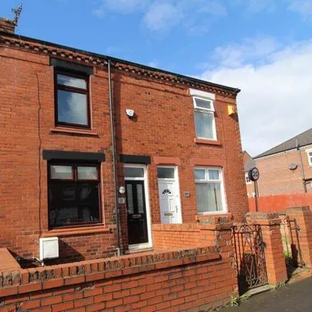 Rent this 2 bed townhouse on John Street in Wigan, WN5 9HR