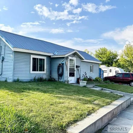 Buy this 3 bed house on 1127 Jefferson Avenue in Idaho Falls, ID 83402
