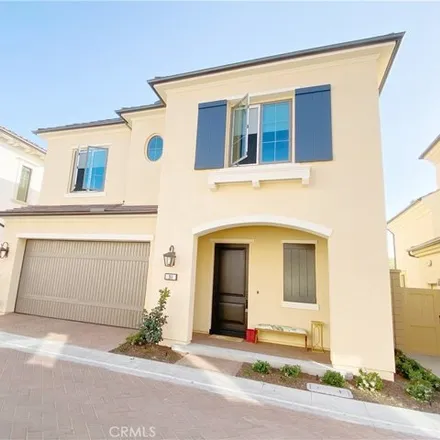 Rent this 3 bed condo on 140 San Benito in Irvine, CA 92618