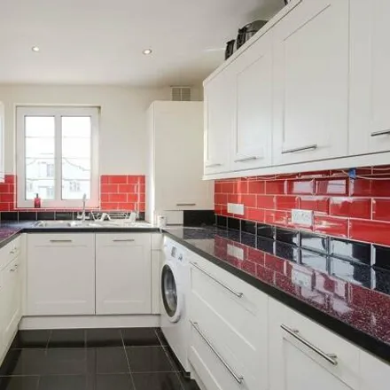 Image 3 - Merton Mansions, Bushey Road, London, SW20 8BP, United Kingdom - Apartment for sale