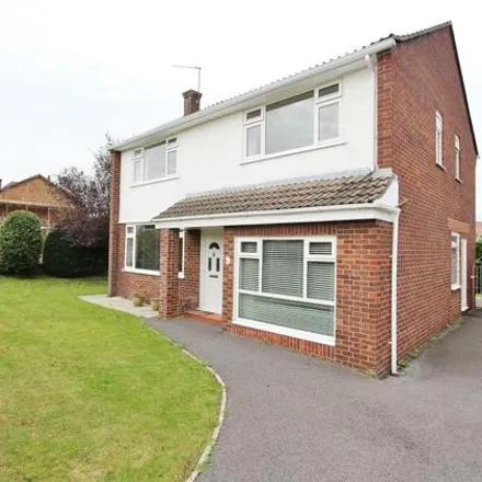 Rent this 4 bed house on Marden Road in Keynsham, BS31 1RW