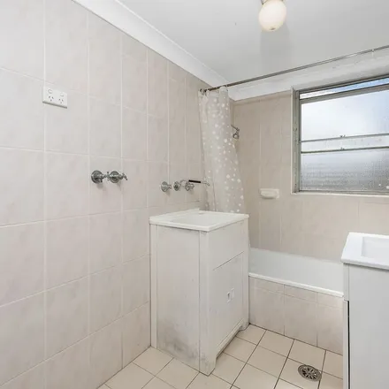 Image 3 - Marlene Crescent, Greenacre NSW 2136, Australia - Apartment for rent