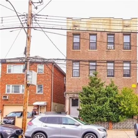 Buy this 14 bed house on 1826 Radcliff Avenue in New York, NY 10462