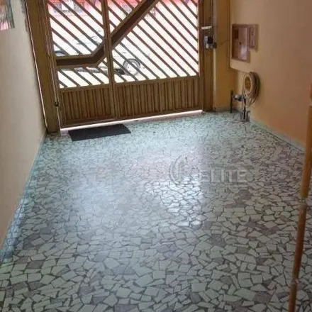 Buy this 2 bed house on Rua Barão do Rio Branco in Vila Alzira, Santo André - SP