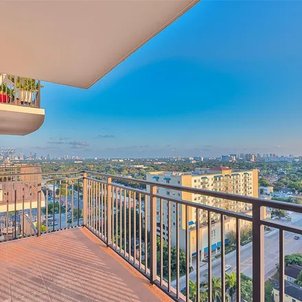 Image 7 - Southwest 37th Avenue & Southwest 9th Terrace, Southwest 37th Avenue, Miami, FL 33134, USA - Apartment for rent