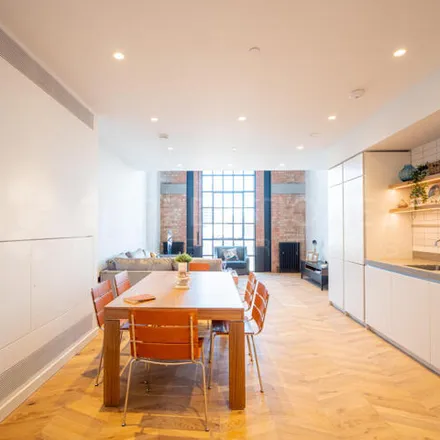 Image 4 - Faraday House, Arches Lane, London, SW11 8AB, United Kingdom - Room for rent