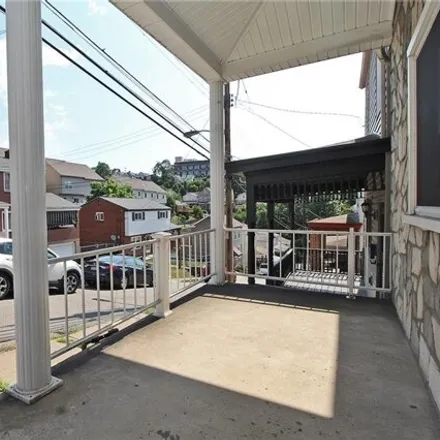 Image 2 - 306 Albert St, Pittsburgh, Pennsylvania, 15211 - House for sale