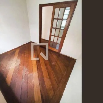 Buy this 4 bed house on Rua Vicenzo Capassi in Taboão, São Bernardo do Campo - SP